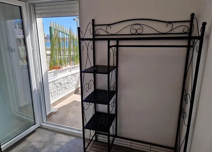 House Totally Refurbished In 2024, Terrace In Front Of The Sea, 1 Min Walk To The Beach, Aircon, Wifi アリカンテ