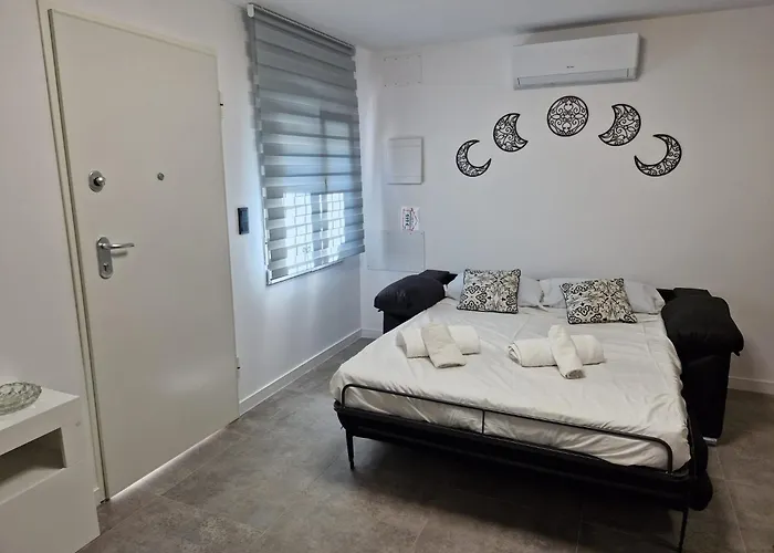House Totally Refurbished In 2024, Terrace In Front Of The Sea, 1 Min Walk To The Beach, Aircon, Wifi * アリカンテ